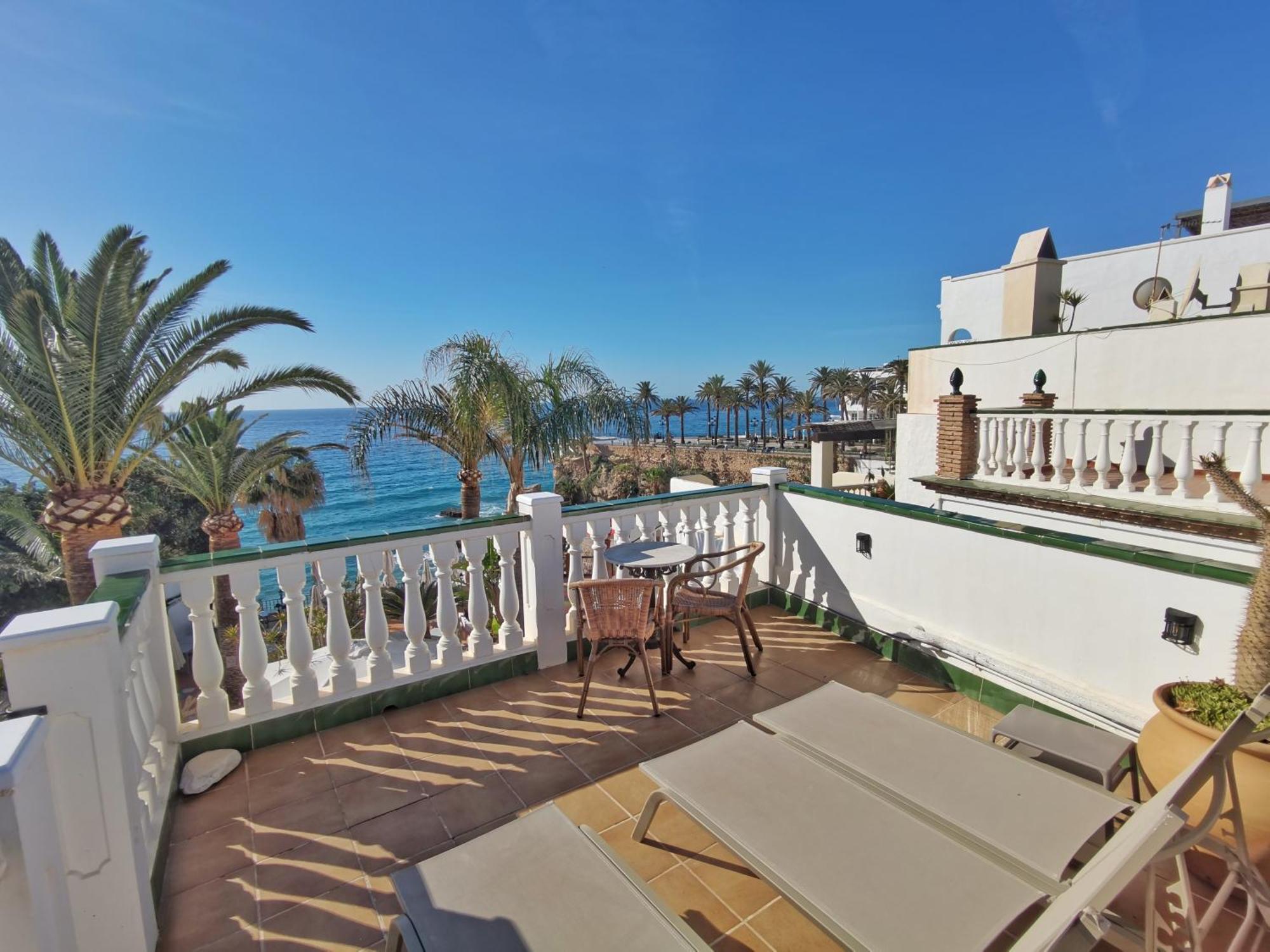 Villa Carabeo Nerja Εξωτερικό φωτογραφία