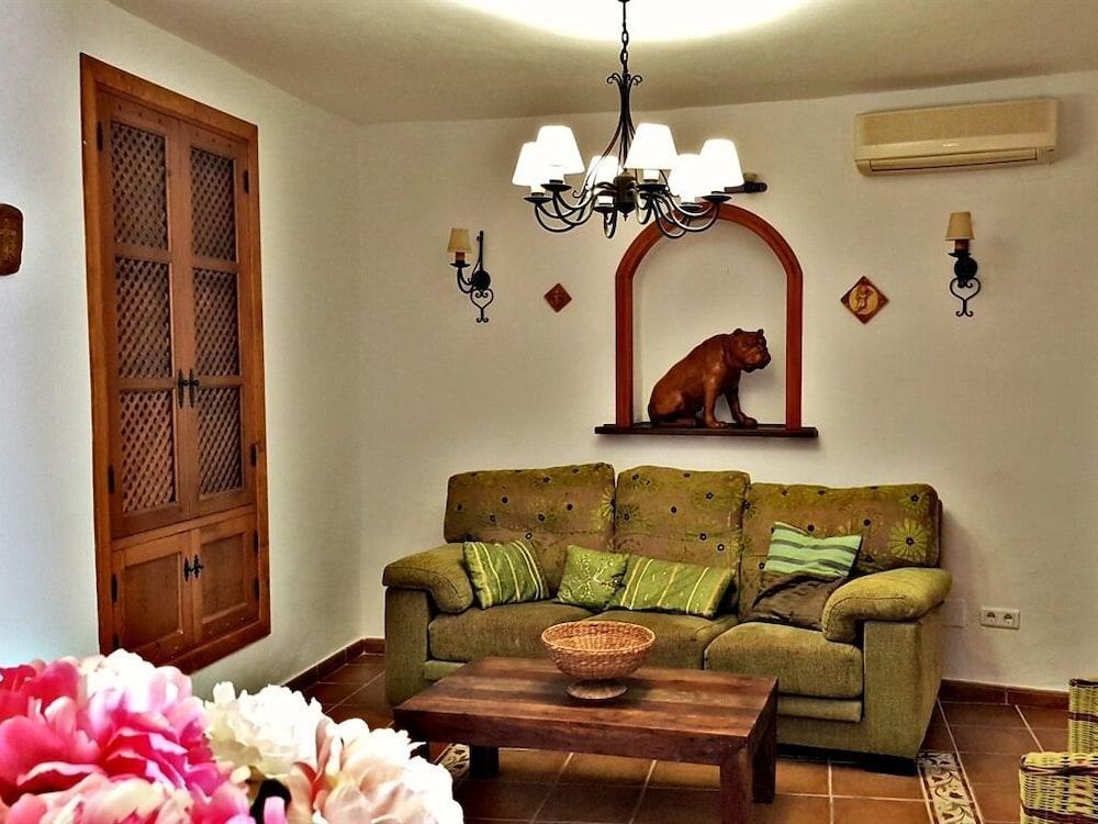 Villa Carabeo Nerja Εξωτερικό φωτογραφία